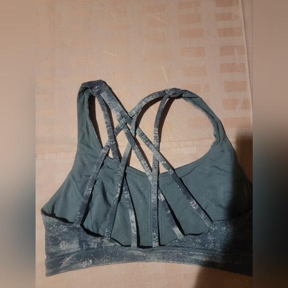 Lululemon Free to be Serene Bra - Picture 5 of 7